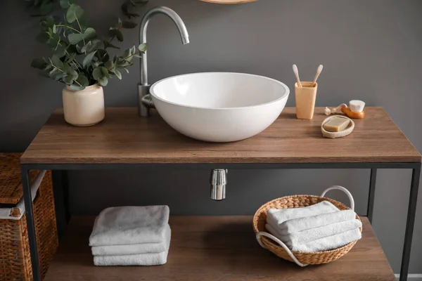 Waschbecken Inneren Des Modernen Stilvollen Badezimmers — Stockfoto