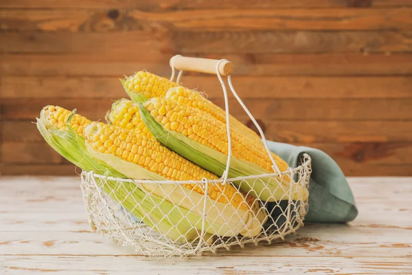 Basket Fresh Corn Cobs Table — Stock Photo, Image