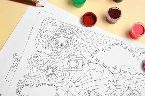 Coloring Pictures Paints Table — Stock Photo, Image