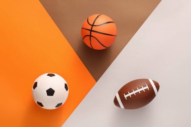 Renkli arka planda spor topları