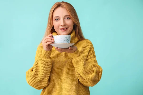 Beautiful Woman Cup Tea Color Background — Stock Photo, Image
