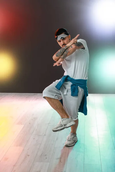 Male Hip Hop Dancer Studio — Stock Photo, Image