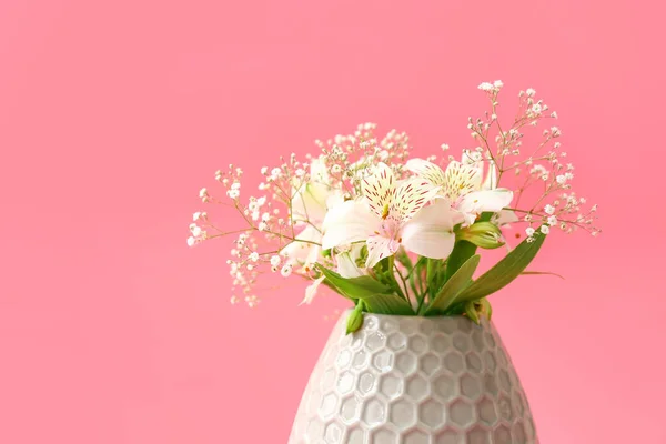 Beautiful Vase Flowers Color Background — Stock Photo, Image