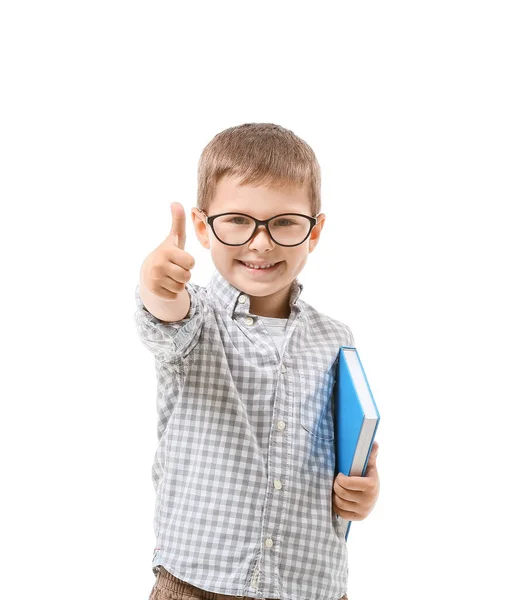 Schattig Jongetje Met Boek Tonen Duim Witte Achtergrond — Stockfoto