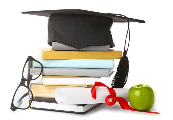 Mezuniyet Şapkası Kitaplar Diploma Beyaz Arka Planda Elma — Stok fotoğraf