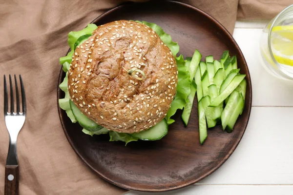 Plate Tasty Vegan Burger Table — Stock Photo, Image