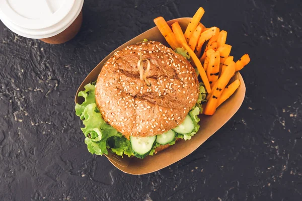 Tasty Vegan Burger Cup Coffee Dark Background — Stock Photo, Image