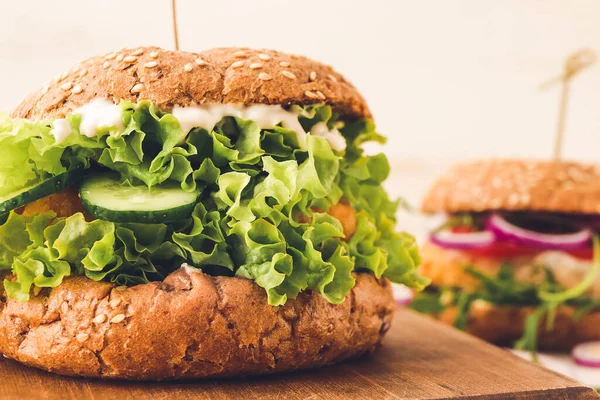 Tasty Vegan Burger Table Closeup — Stock Photo, Image