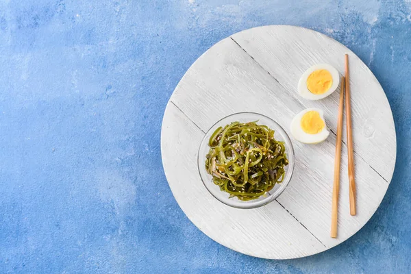 Bowl Tasty Seaweed Boiled Egg Color Background — Stock Photo, Image