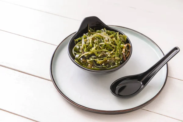 Bowl Tasty Seaweed Table — Stock Photo, Image