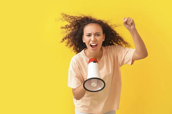 Angry Protesting African American Woman Megaphone Color Background — Stock Photo, Image