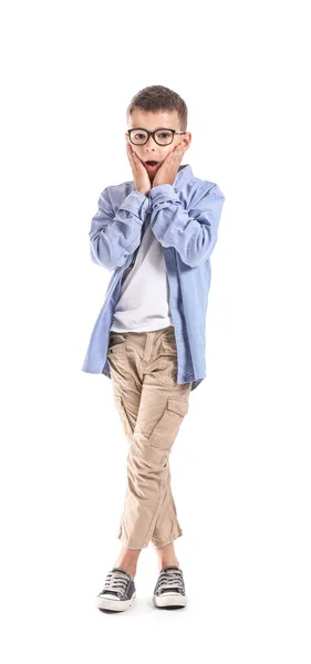 Niño Sorprendido Sobre Fondo Blanco — Foto de Stock