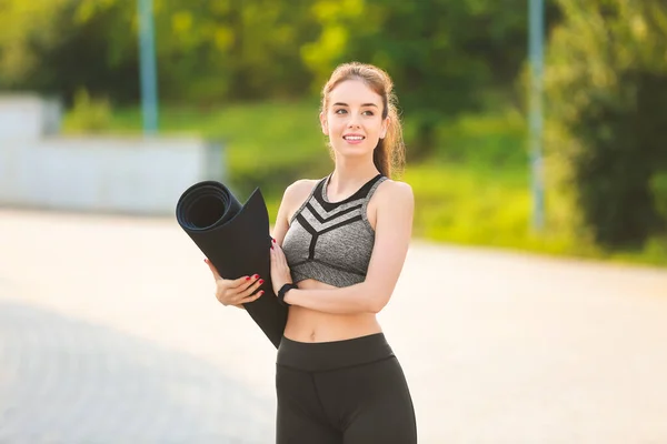 Sporty Young Woman Yoga Mat Outdoors — Stock Photo, Image