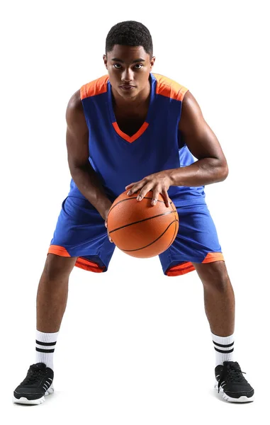 Ung Afroamerikansk Basketballspiller Hvit Bakgrunn – stockfoto