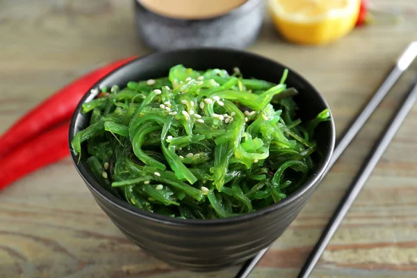 Bowl Tasty Seaweed Salad Table Closeup — Stock Photo, Image