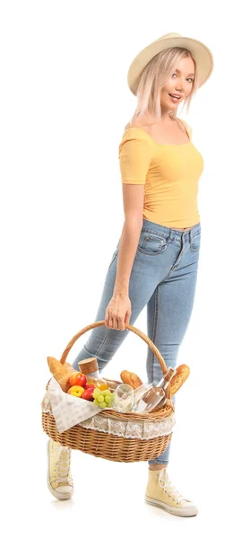 Jonge Vrouw Met Eten Voor Picknick Mand Witte Achtergrond — Stockfoto