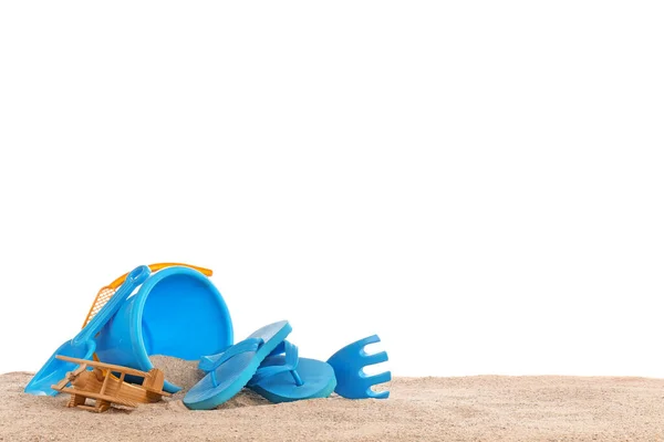 Conjunto Accesorios Playa Para Niños Sobre Arena Sobre Fondo Blanco — Foto de Stock