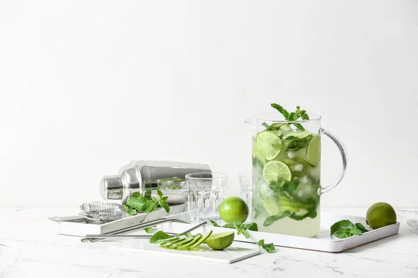 Kan Verse Mojito Tafel — Stockfoto