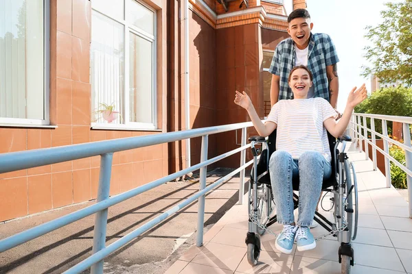 Young Woman Wheelchair Her Husband Ramp Outdoors — Stock Photo, Image