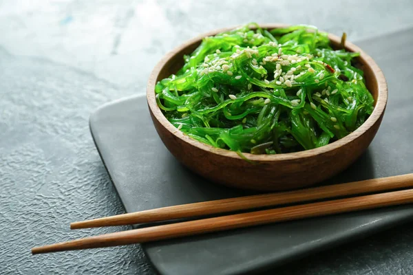 Plate Tasty Seaweed Salad Dark Background — Stock Photo, Image