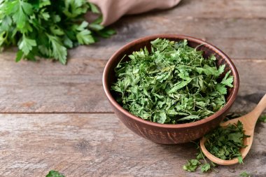 Masada kuru maydanozlu kase