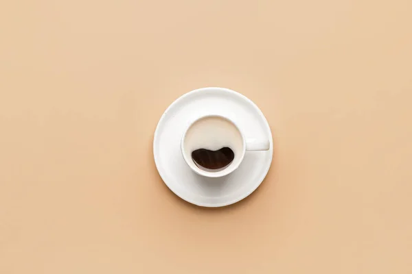 Cup Varmt Kaffe Färg Bakgrund — Stockfoto