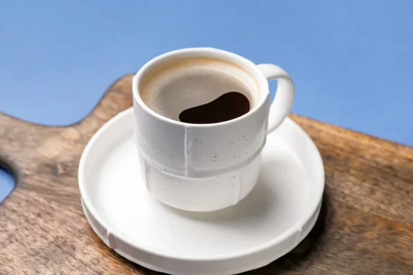 Tasse Heißen Kaffee Auf Farbigem Hintergrund — Stockfoto