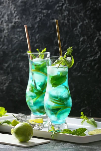 Glasses Tasty Blue Mojito Cocktail Dark Background — Stock Photo, Image