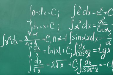 Matematik dersi için okul tahtası hazırlandı