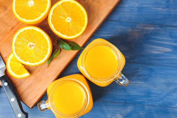 Mason Jars Fresh Orange Juice Table — Stock Photo, Image