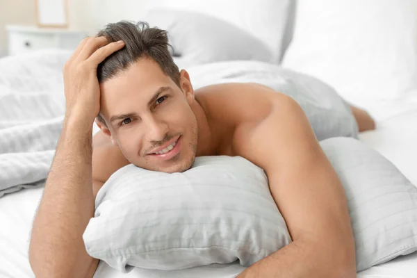 Handsome Naked Man Bed — Stock Photo, Image