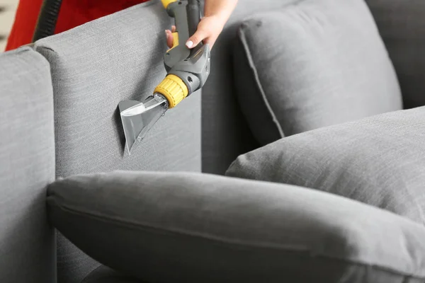 Dry Cleaner Employee Removing Dirt Sofa House — Stock Photo, Image