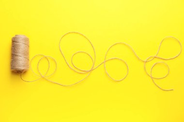 Renk arkaplan üzerinde başlık, üst görünüm