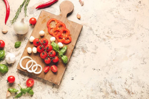 Samenstelling Met Verse Kerstomaten Mozzarella Kaas Tafel — Stockfoto