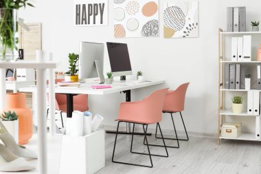 Rahat modern ofisin içi