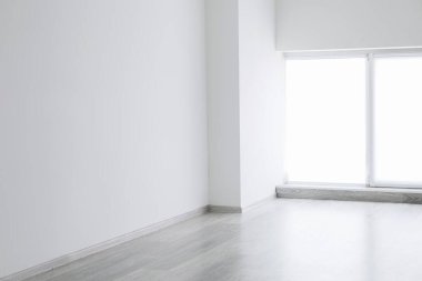 Büyük boş oda manzarası