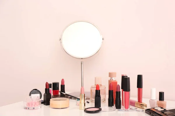 Maquillaje Cosméticos Mesa Vestidor — Foto de Stock