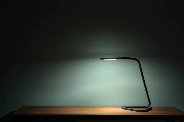 Glowing Lamp Table Evening — Stock Photo, Image