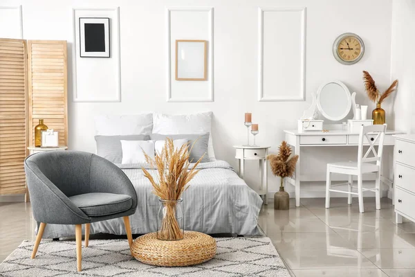 Intérieur Chambre Élégante Moderne Avec Fauteuil — Photo