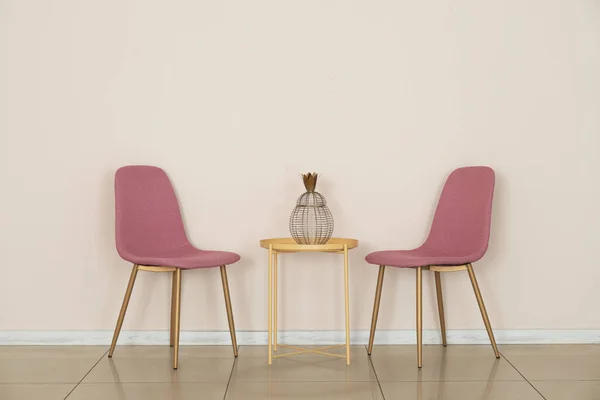 Chairs Table Empty Room — Stock Photo, Image