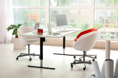 Rahat modern ofisin içi