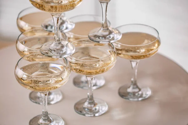 Tower Made Glasses Champagne Table — Stock Photo, Image