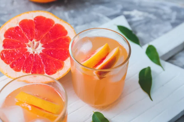 Glasses Fresh Grapefruit Juice Table — Stock Photo, Image