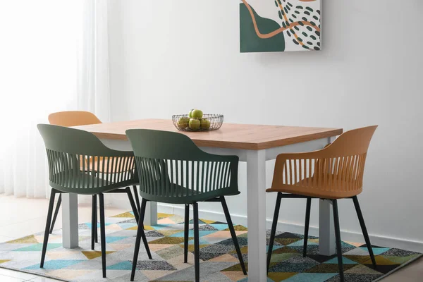 Table Chairs Color Wall — Stock Photo, Image