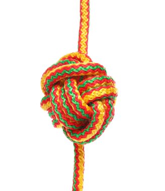 Beyaz arkaplanda düğüm olan ip