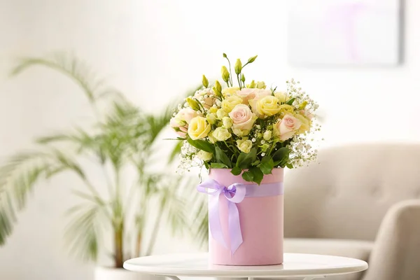 Bouquet Beautiful Flowers Table — Stock Photo, Image