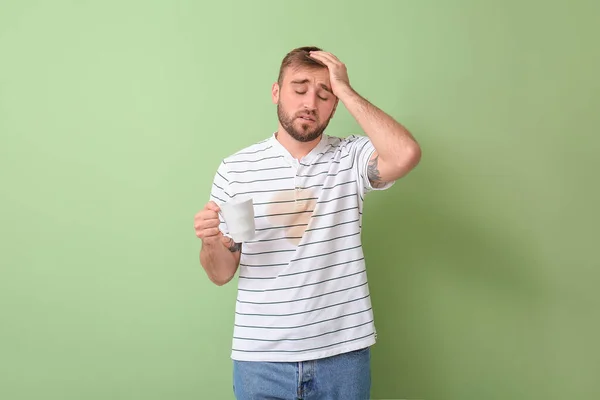 Stressed Young Man Coffee Stains His Shirt Color Background — Stock Photo, Image