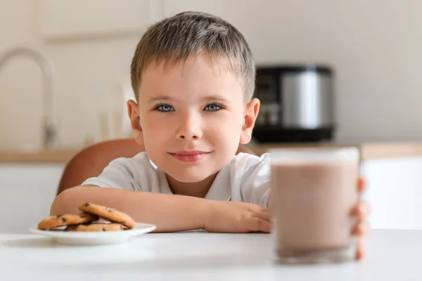 Little Boy Tasty Chocolate Milk Cookies Home — Stock Photo, Image