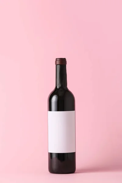 Flasche Wein Mit Leerem Etikett Auf Farbigem Hintergrund Mockup Für — Stockfoto