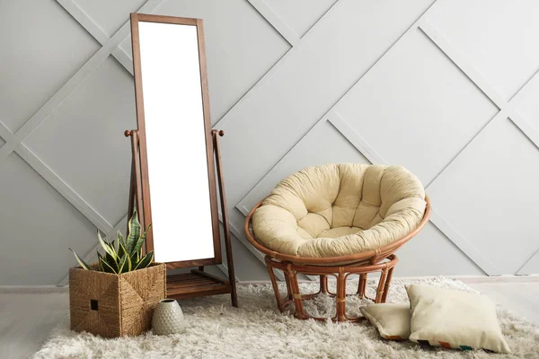 Big Mirror Armchair Grey Wall Room — Stock Photo, Image